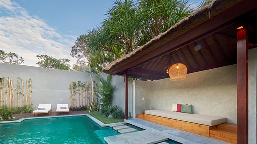 Villa Iris Bumbak Swimming pool