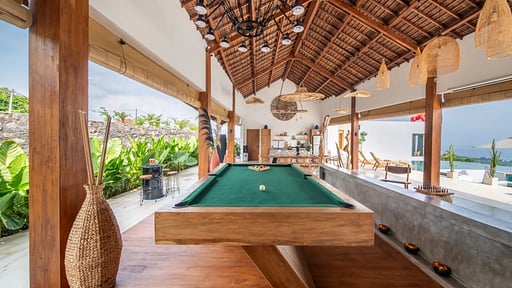Villa Irrawaddy Billiard
