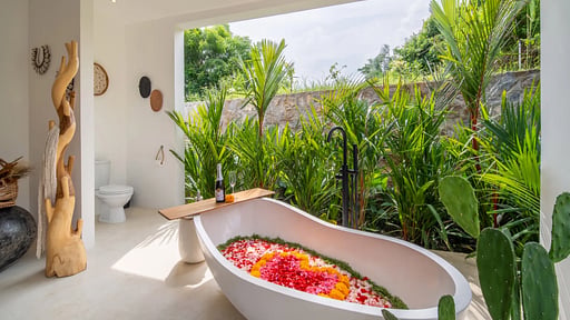 Villa Irrawaddy Bedroom 1