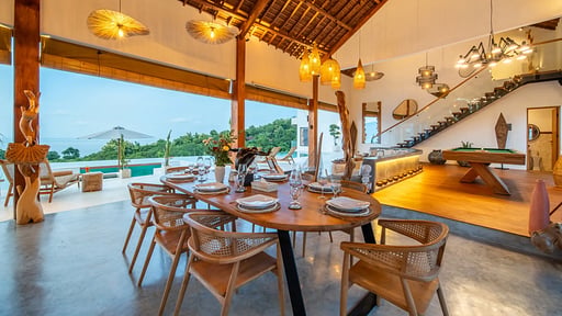 Villa Irrawaddy Dining area