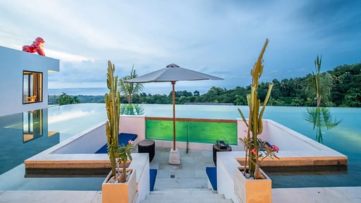 Villa Irrawaddy Swimming pool
