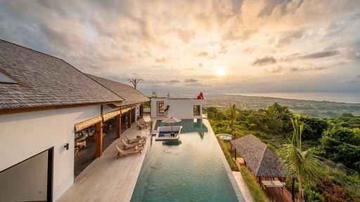 Villa Irrawaddy Swimming pool