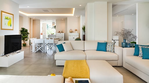 Villa Isabella Salon