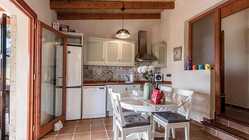 Villa Isabelline Обеденная зона