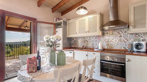 Villa Isabelline Обеденная зона