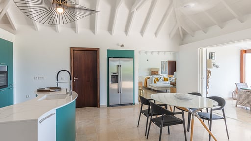 Villa Isia Dining area