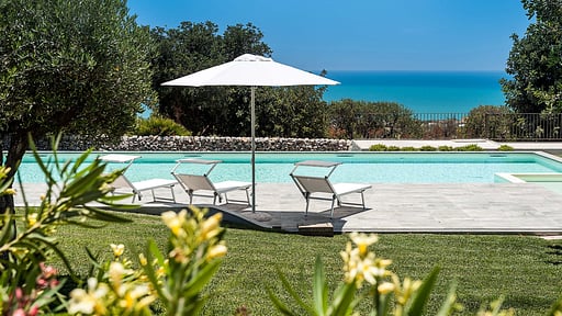 Villa Isla Verde - Carrubi Swimming pool