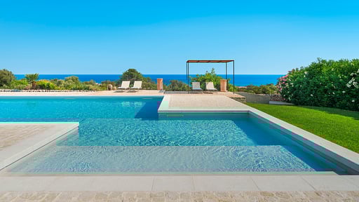 Villa Isla Verde - Carrubi Swimming pool