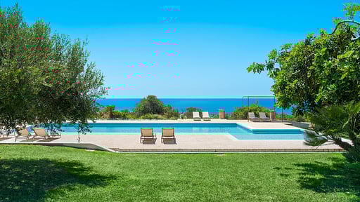 Villa Isla Verde - Carrubi Swimming pool