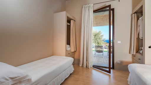 Villa Isla Verde - Carrubi Bedroom 3