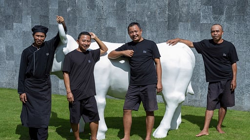 Villa Issi Villa staff