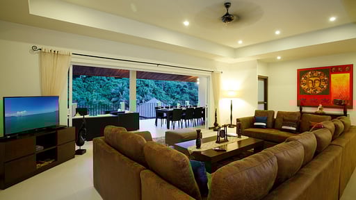 Villa Ivory Living room