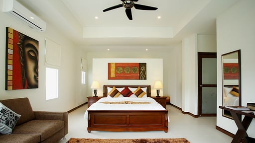 Villa Ivory Bedroom 1