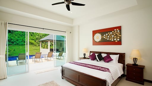 Villa Ivory Bedroom 3