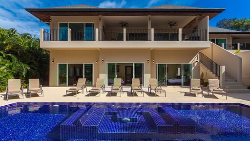 Villa Ivory Swimming pool