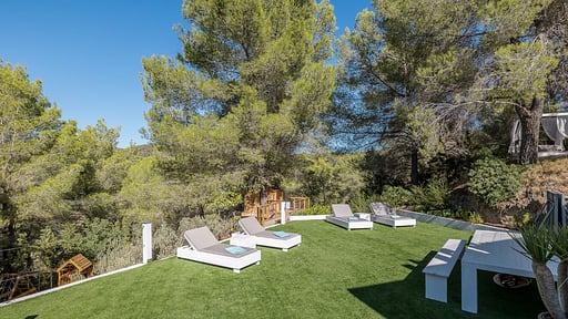 Villa Ivy Cala Tarida Rooftop lounge