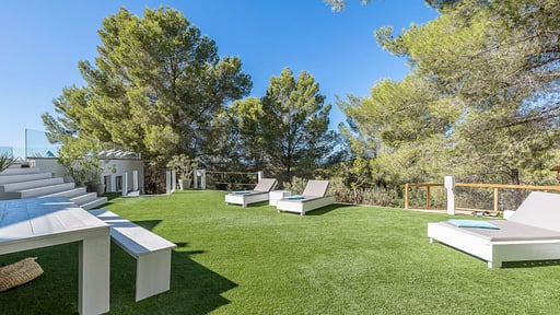 Villa Ivy Cala Tarida Rooftop lounge