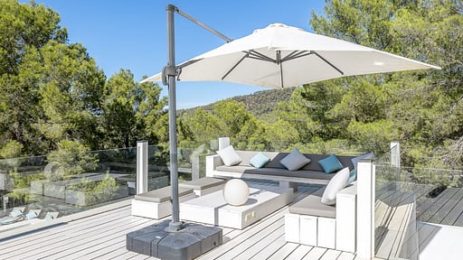 Villa Ivy Cala Tarida Rooftop lounge