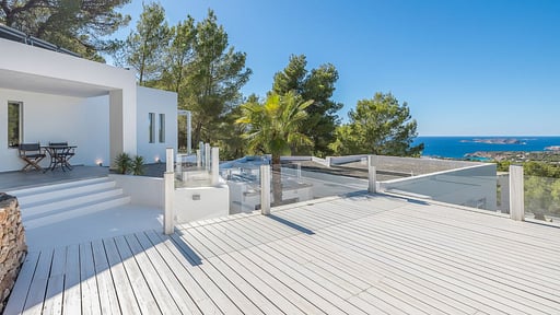 Villa Ivy Cala Tarida Rooftop lounge