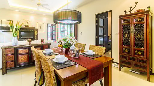 Villa Iwa Dining area