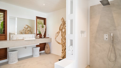 Villa Ixfalia Bedroom 2