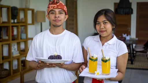 Villa Jaanuva Villa staff