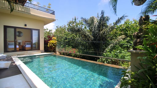 Villa Jade Swimming pool