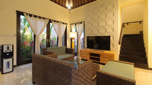 Villa Jade Living room