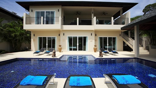 Villa Jade Swimming pool