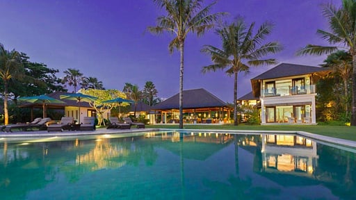 Villa Jagaditha Swimming pool