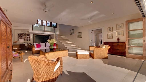 Villa Jajaliluna Salon 1