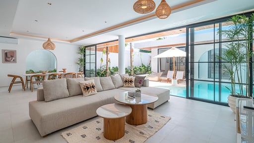 Villa Janoor Living room