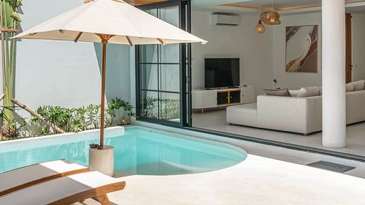 Villa Janoor Swimming pool