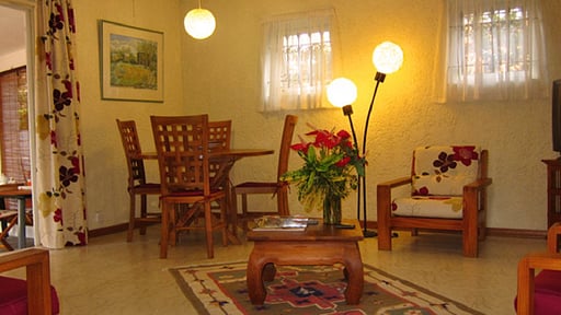 Villa Jardin Dining area