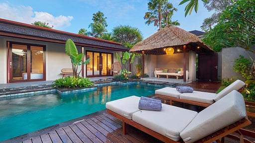 Villa Jasmine Bumbak Swimming pool