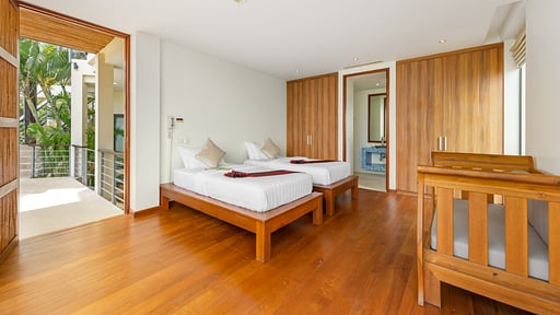 Villa Jasmine Waterslide Bedroom 3