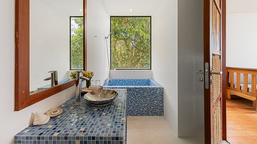 Villa Jasmine Waterslide Bedroom 3