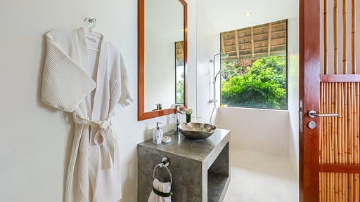 Villa Jasmine Waterslide Bedroom 4