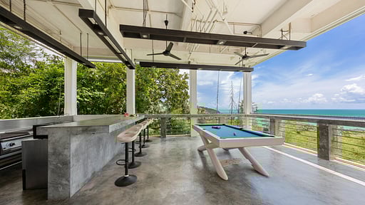 Villa Jasmine Waterslide Outdoor bar