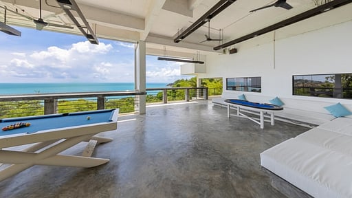 Villa Jasmine Waterslide Outdoor bar