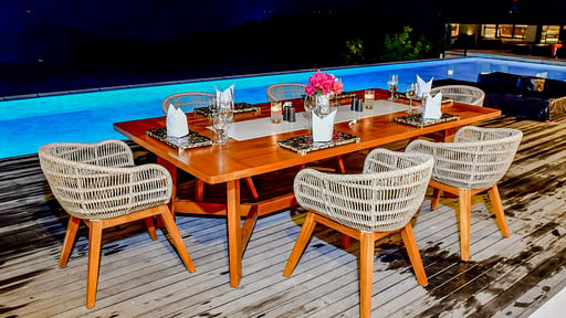 Villa Jeeva Mandalika Dining area