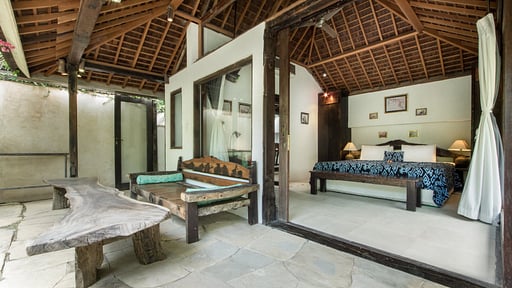 Villa Jempiring Bedroom 1