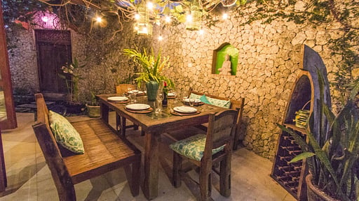 Villa Jeruk 2 Dining area