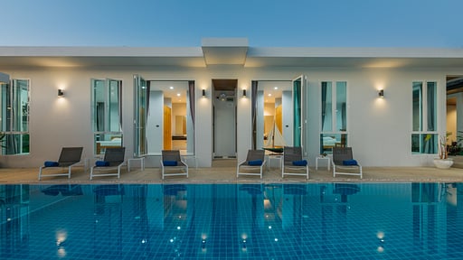 Villa Jetjinda Piscina