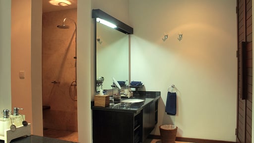 Villa Jiwa Schlafzimmer 4