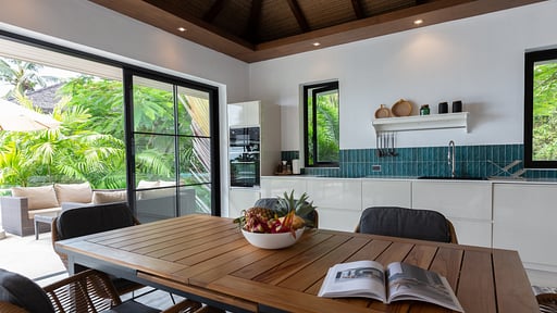 Villa Joa Dining area