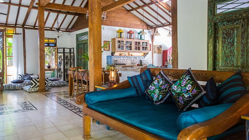 Villa Joglo Lata Lama Living room 1