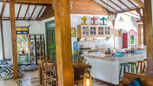 Villa Joglo Lata Lama Kitchen