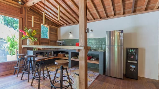 Villa Joglo Tumbak Bayuh Kitchen