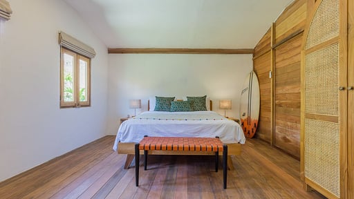 Villa Joglo Tumbak Bayuh Bedroom 3